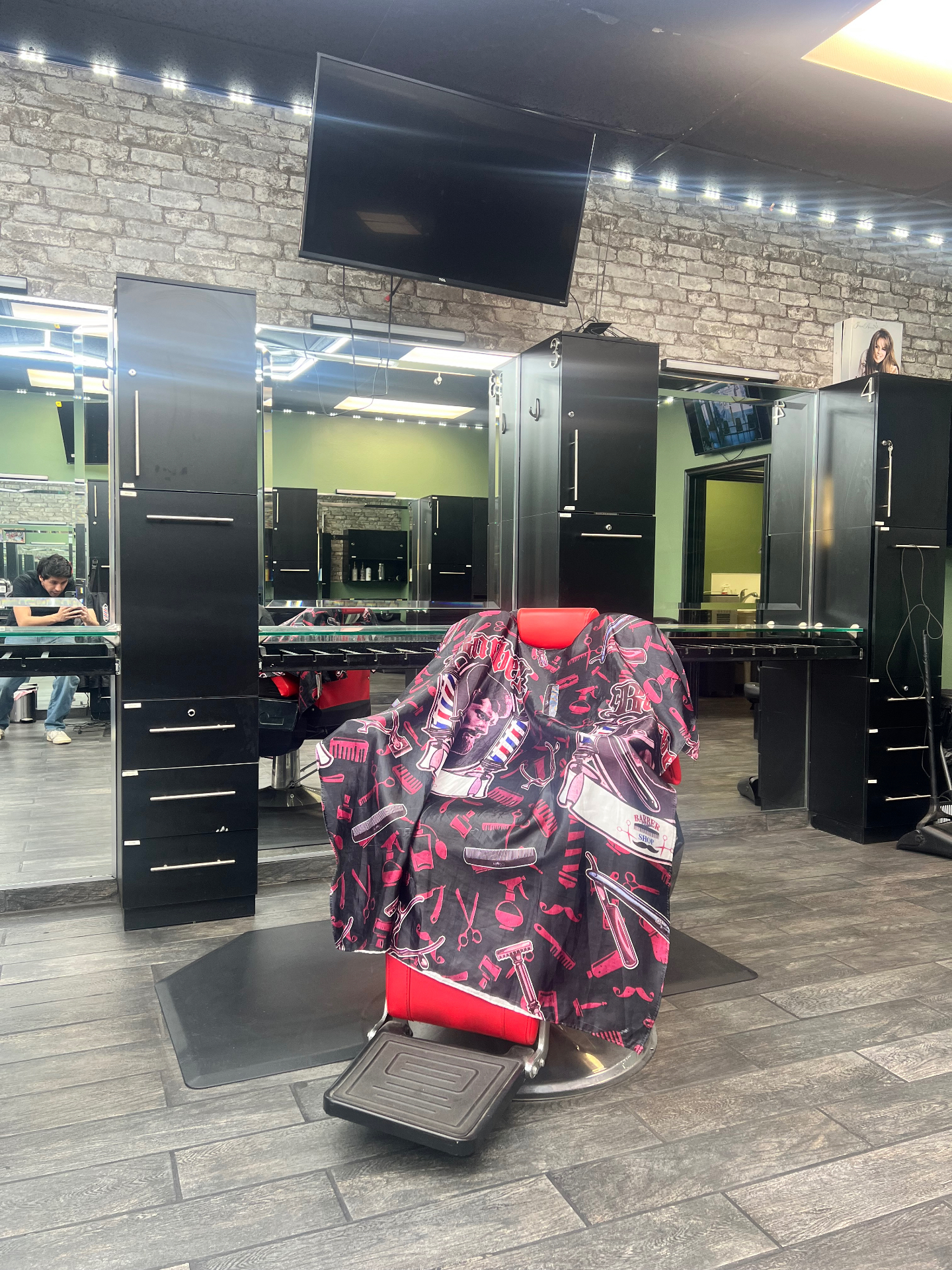 A private barber station available for booth rental
